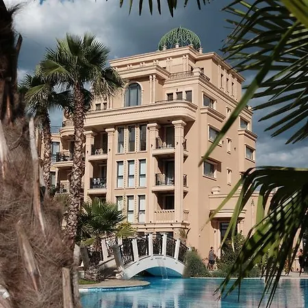 Aphrodite Gardens شقة